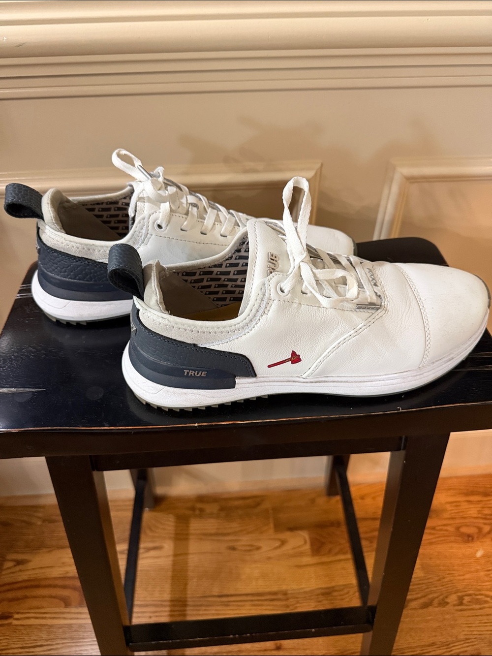 TRUE Linkswear Men’s White and Gray Golf Sneakers-Special Atlanta Braves Logo